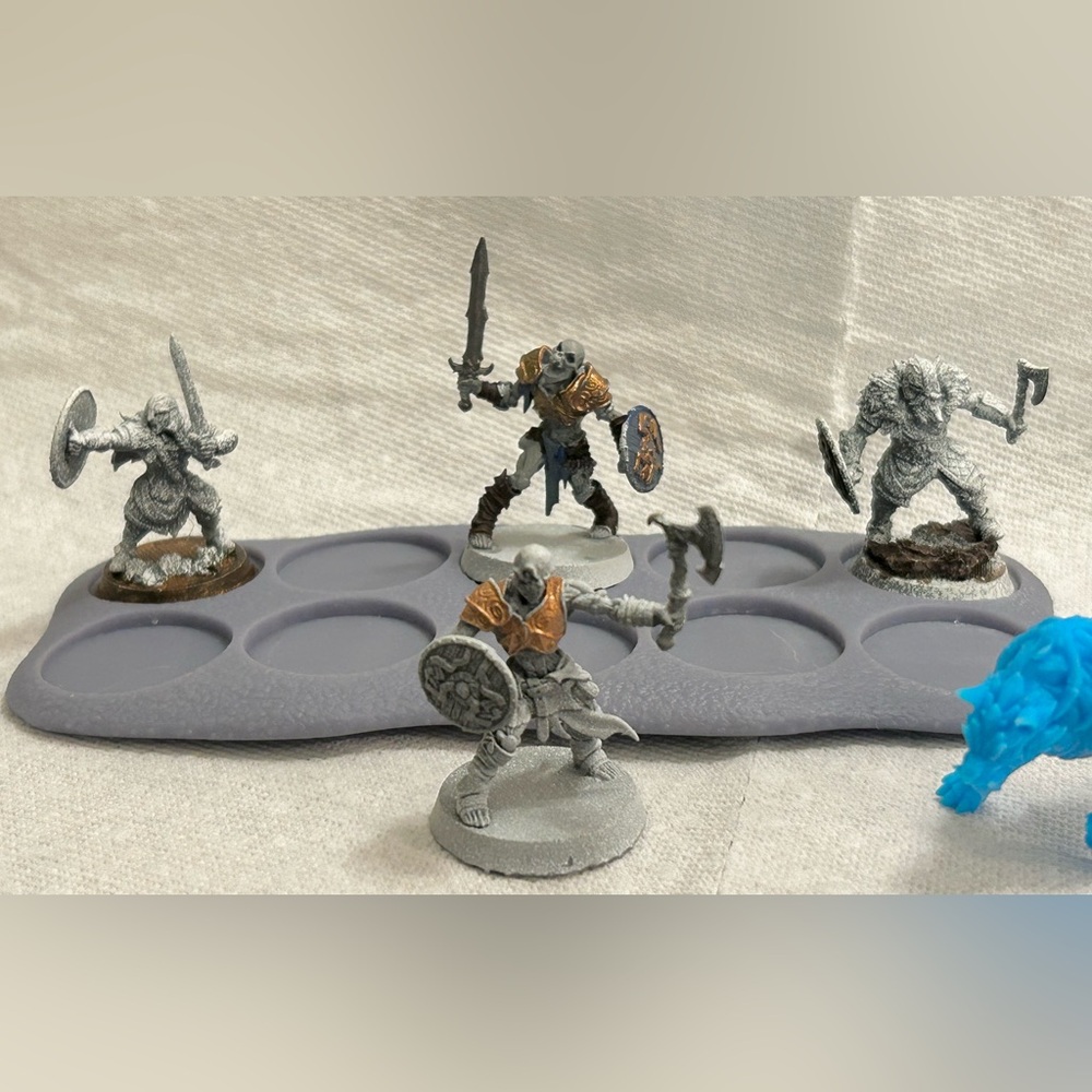 Fantasy Miniature Figures Set - Picture 9 of 16